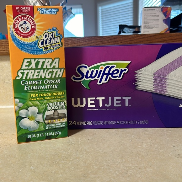 Swiffer WetJet Mopping Pads and Arm & Hammer Carpet Odor Eliminator - Picture 1 of 6